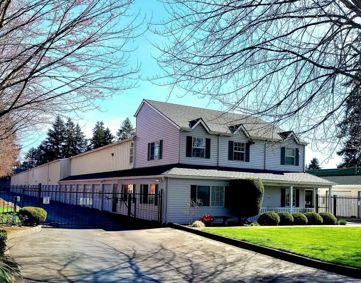 Lake-Oswego-left-view